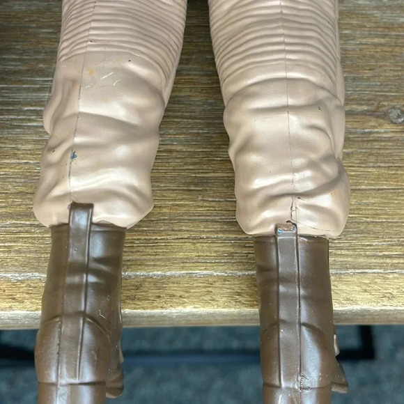 Hasbro & Hallmark Star Wars Rogue One Captain Action Figure & Fluffball Finn - Picture 4 of 9